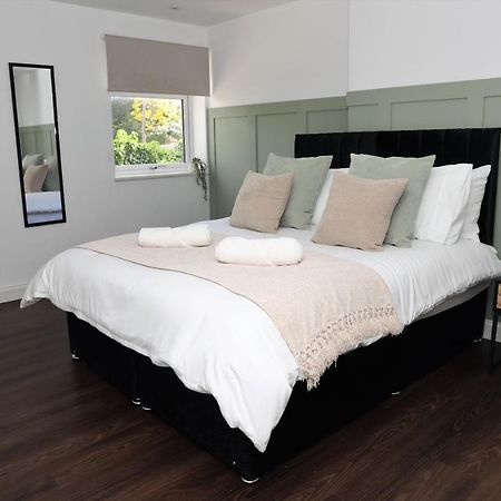 Watford Luxury 1 Bed Flat - Free Parking Daire Dış mekan fotoğraf