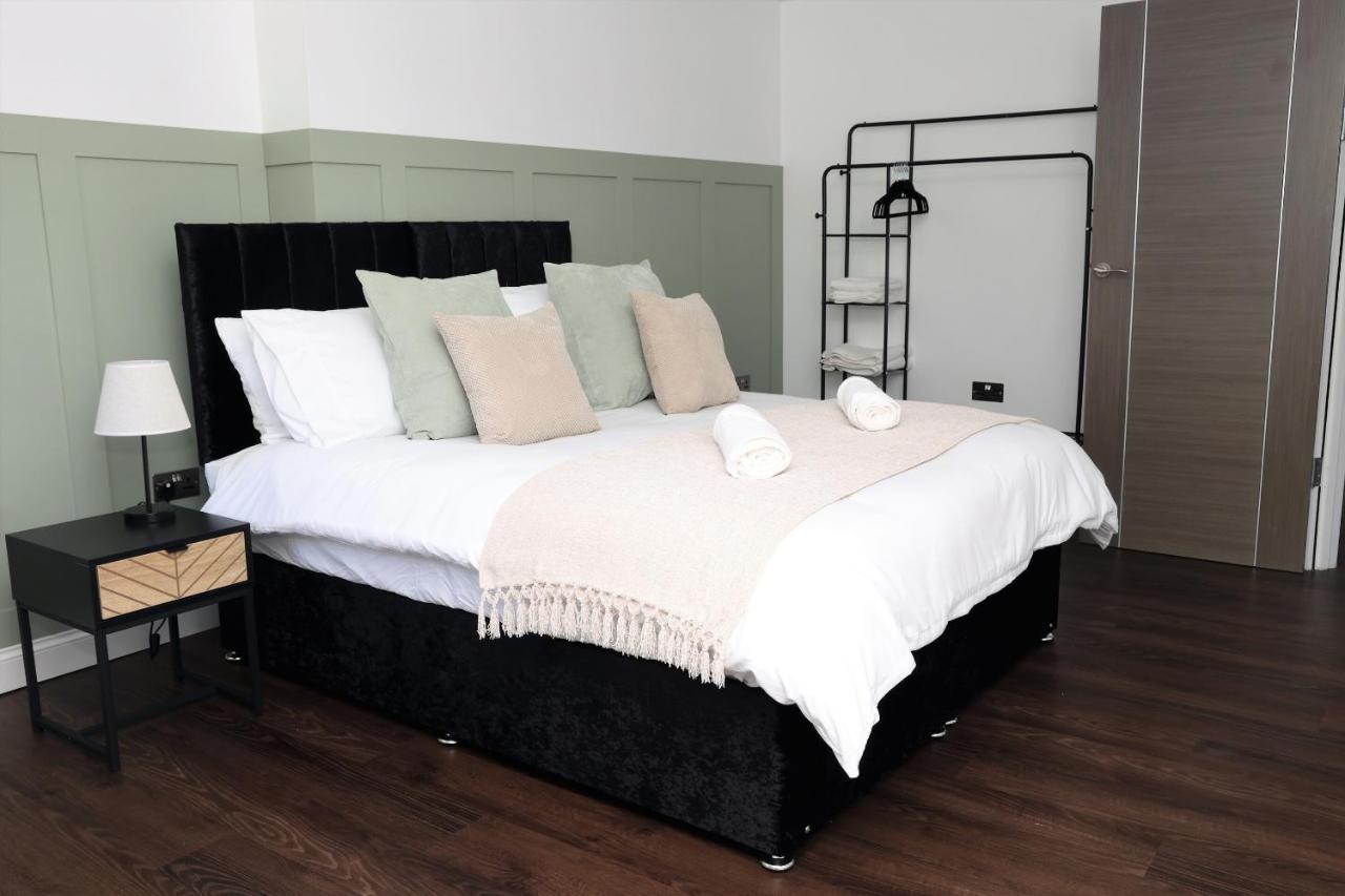 Watford Luxury 1 Bed Flat - Free Parking Daire Dış mekan fotoğraf
