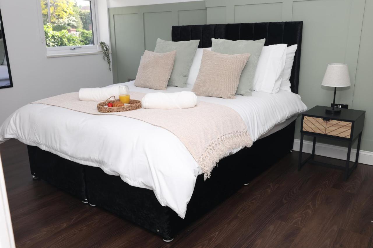 Watford Luxury 1 Bed Flat - Free Parking Daire Dış mekan fotoğraf